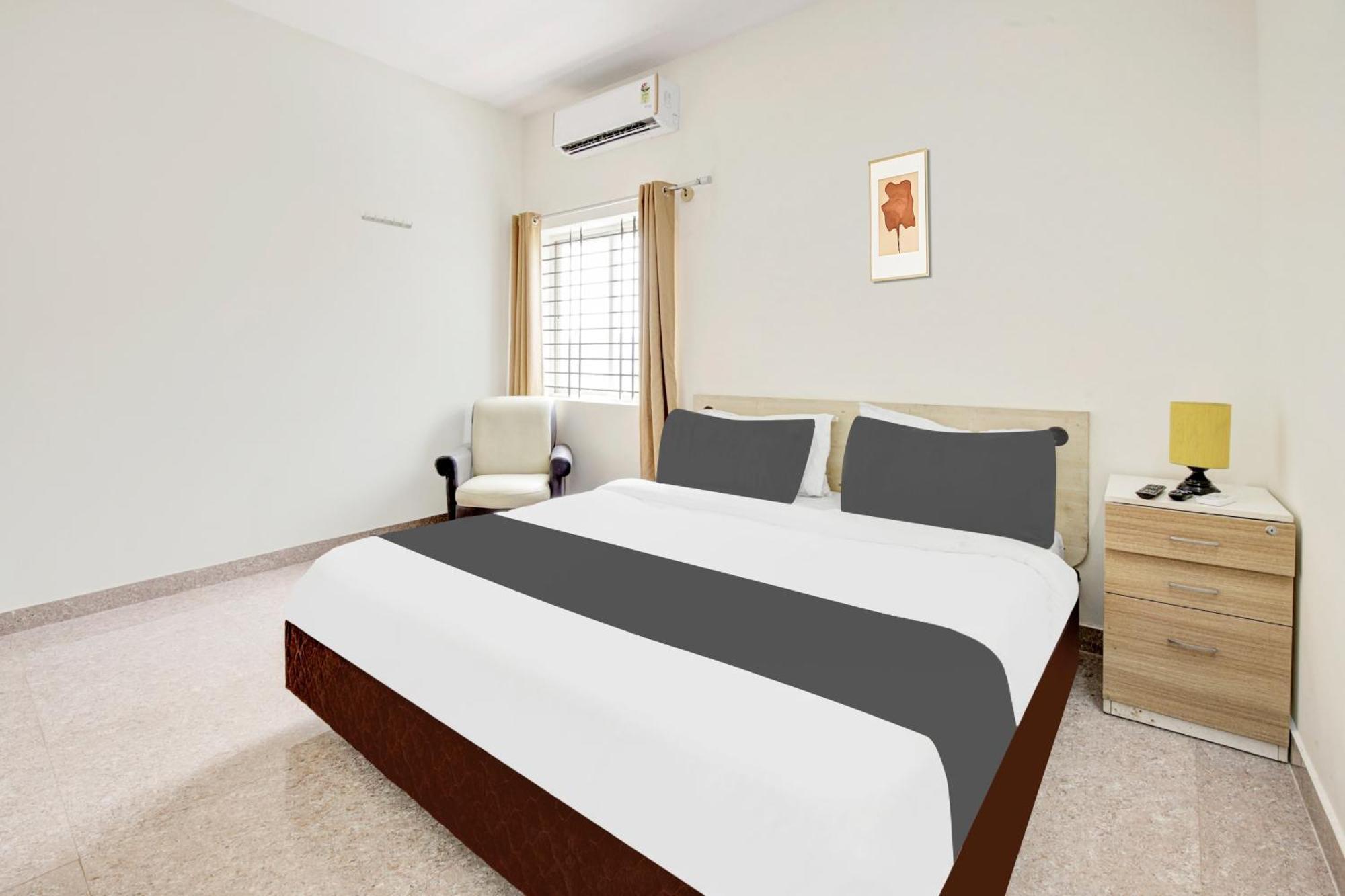 Hotel O Sri Manjunatha Deluxe Suites 班加罗尔 外观 照片