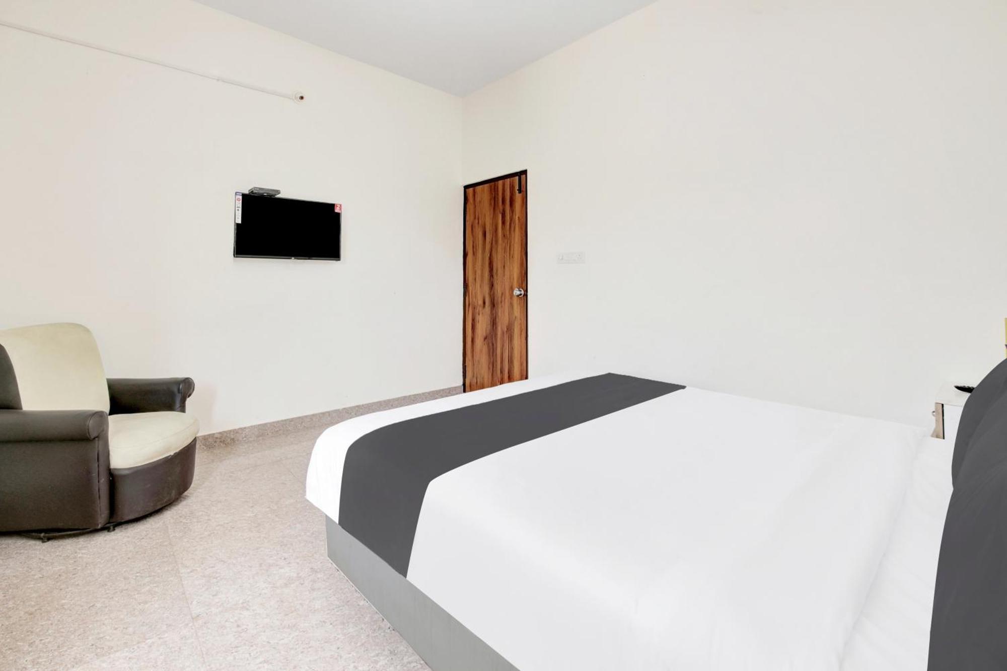 Hotel O Sri Manjunatha Deluxe Suites 班加罗尔 外观 照片