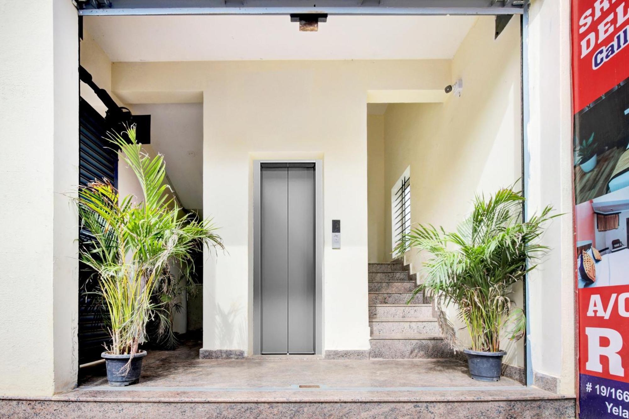 Hotel O Sri Manjunatha Deluxe Suites 班加罗尔 外观 照片