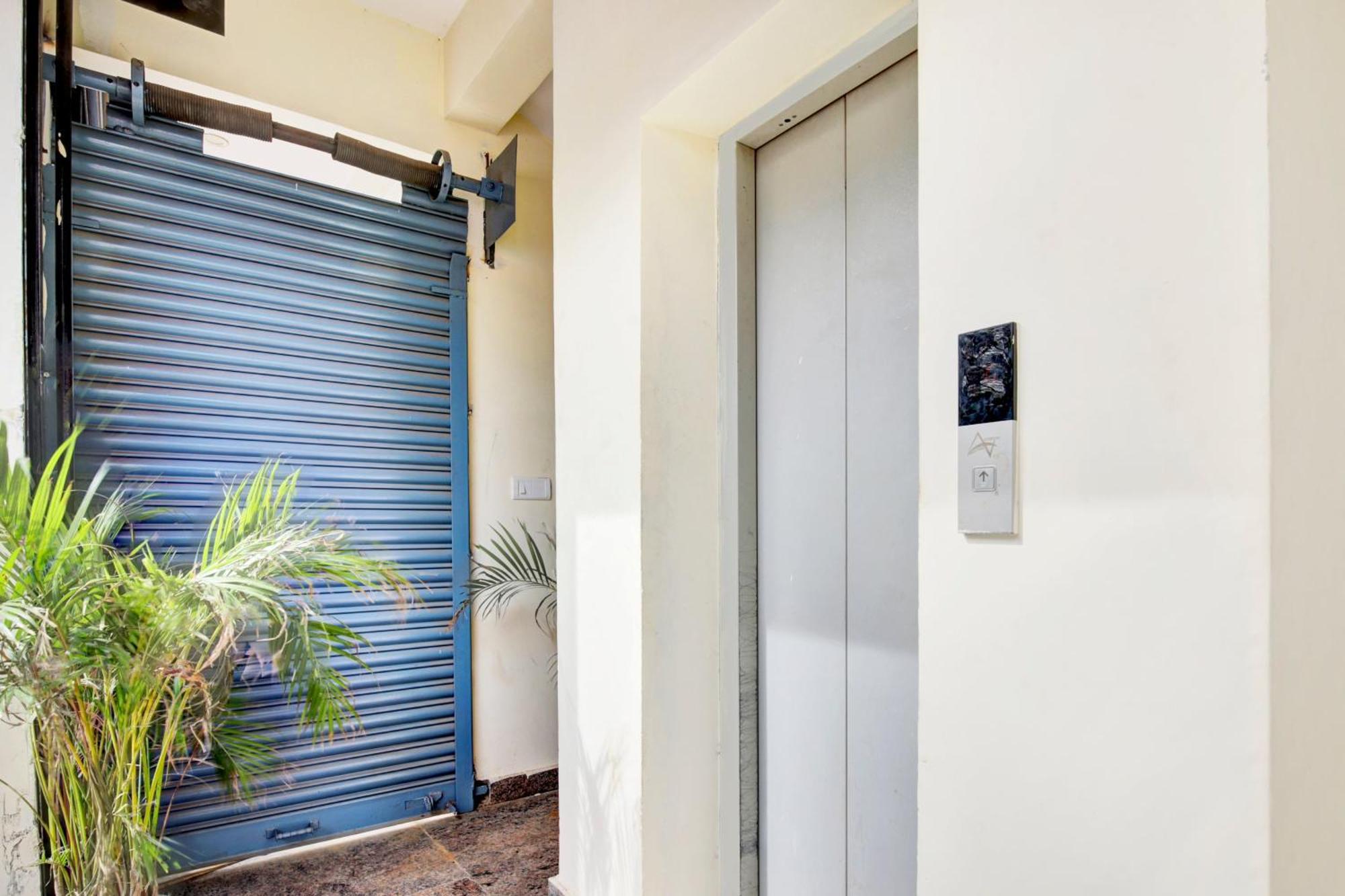 Hotel O Sri Manjunatha Deluxe Suites 班加罗尔 外观 照片